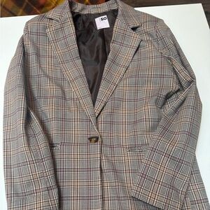 Women’s Classic Plaid Blazer Pink details